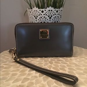 Dooney & Bourke Wristlet/Wallet